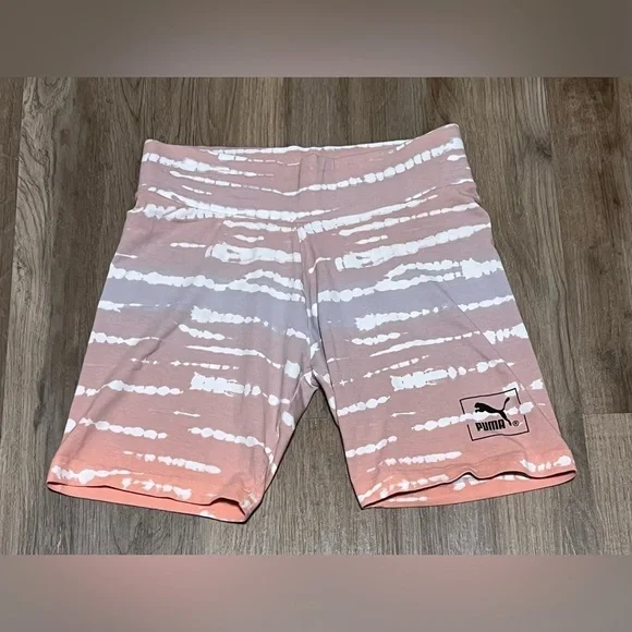Ladies Puma Ombre Athletic Shorts - Picture 2 of 4